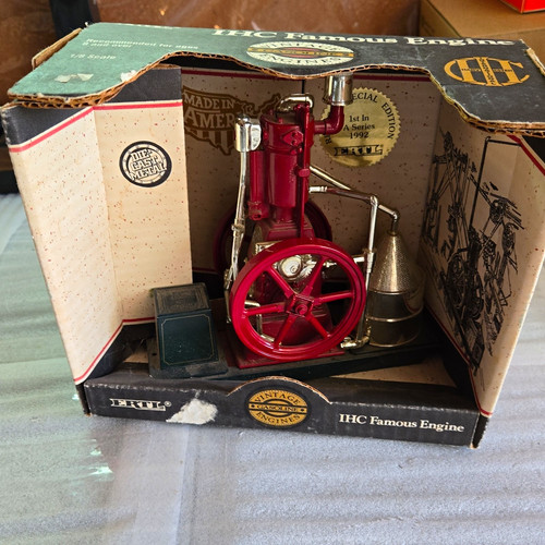 Ertl ihc famous engine 8 - engine, 1:8